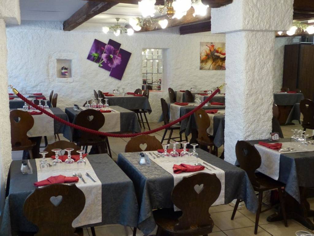 Les tables du Restaurant La Vieille Ferme